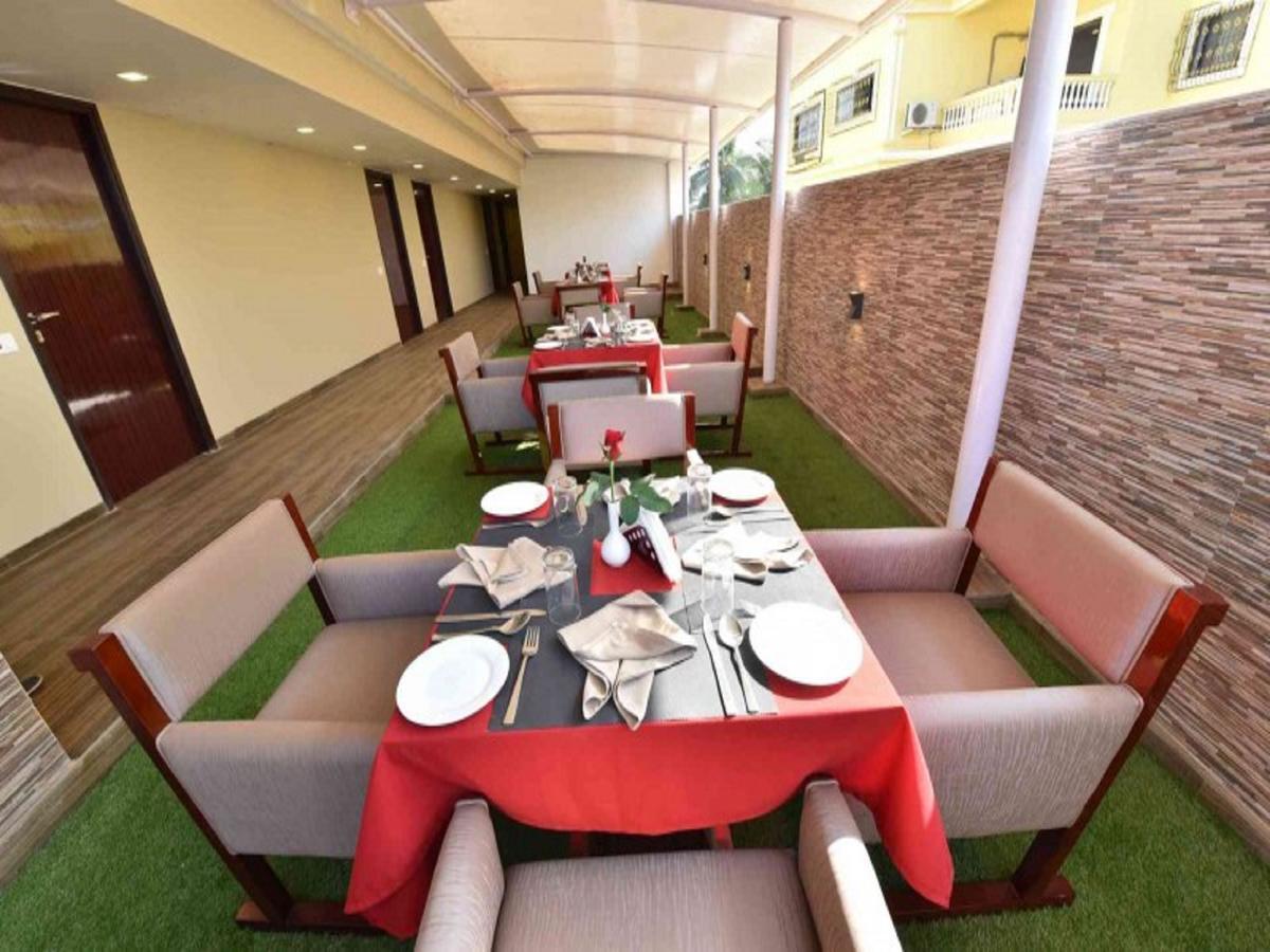 Hotel Calangute Central Exterior photo